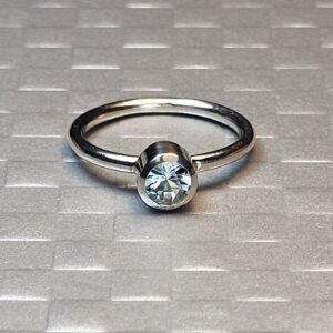 Anel com água-marinha em prata