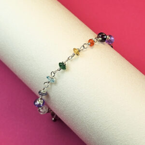 Pulseira infantil arco-íris e corrente de prata