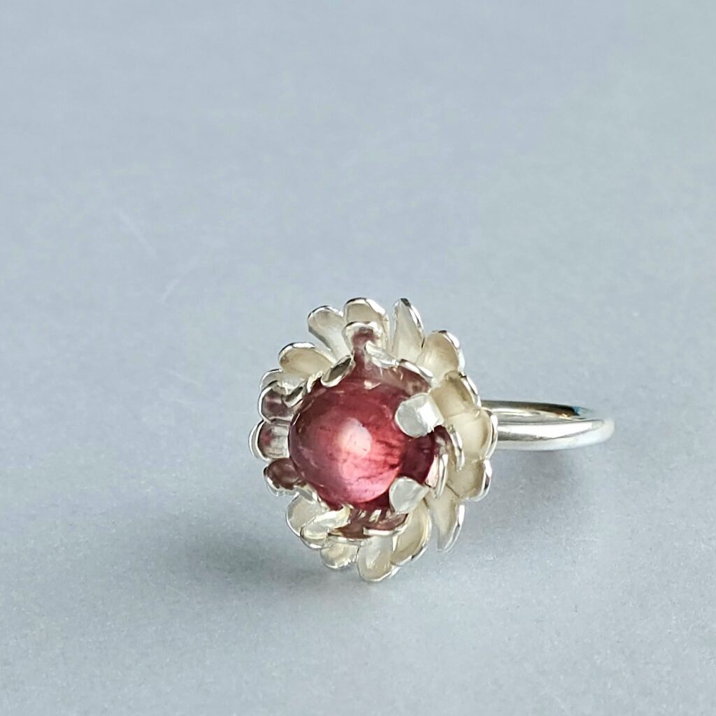 Anel Flor com turmalina rosa em prata